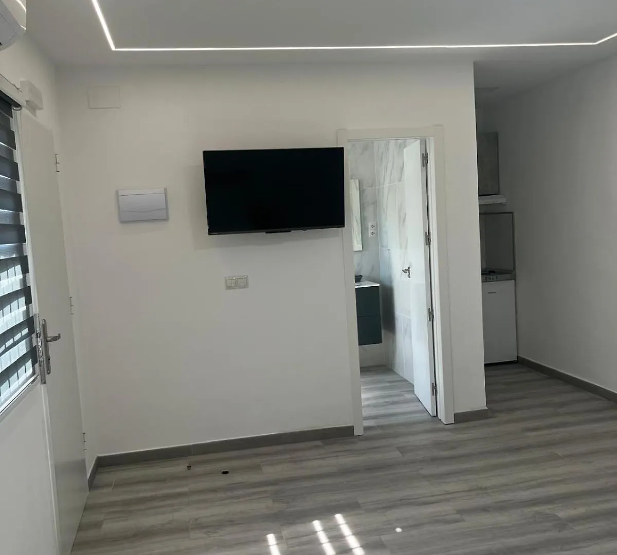 Villa Amir Фуэнхирола 0*,